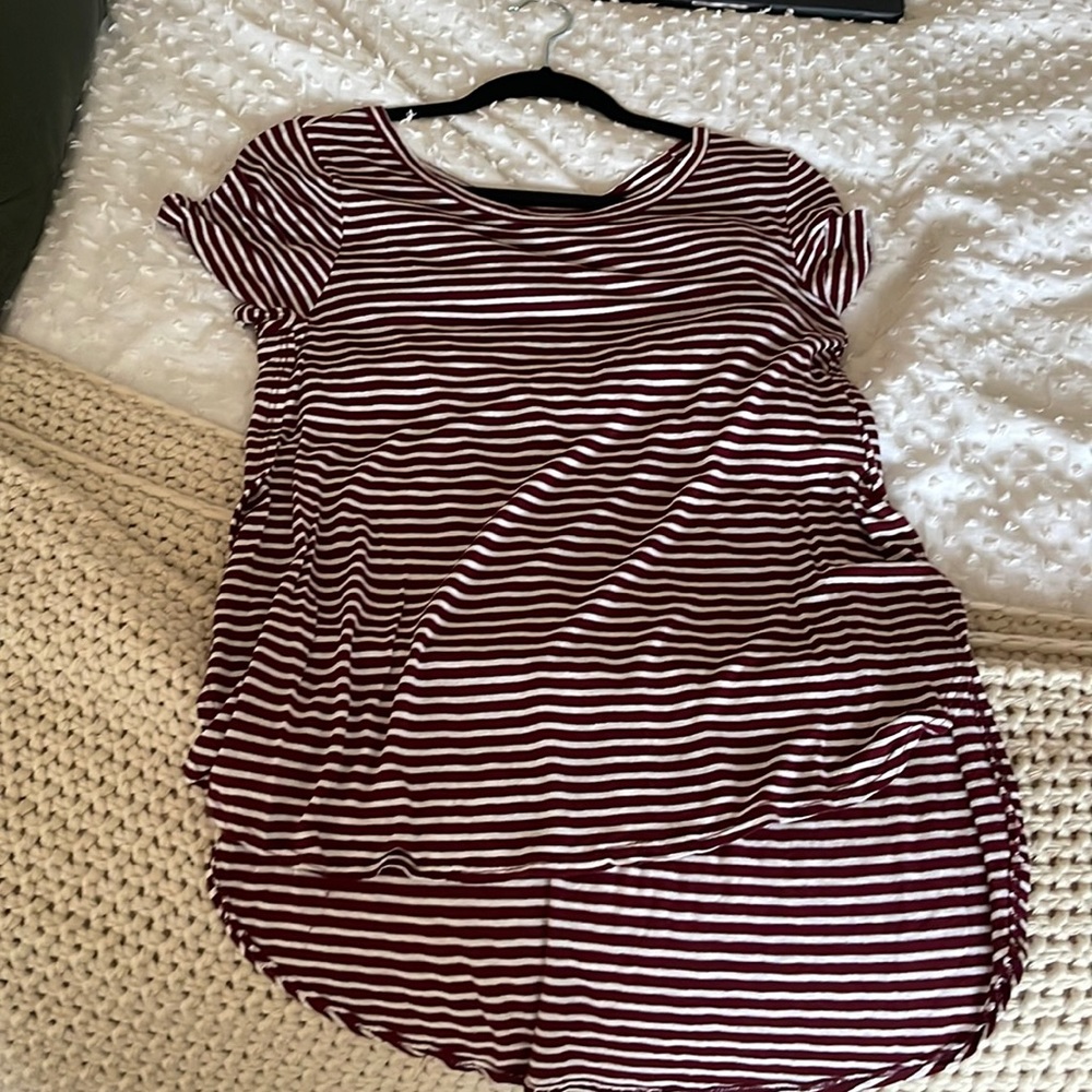 Rue 21 Short Sleeve Tee